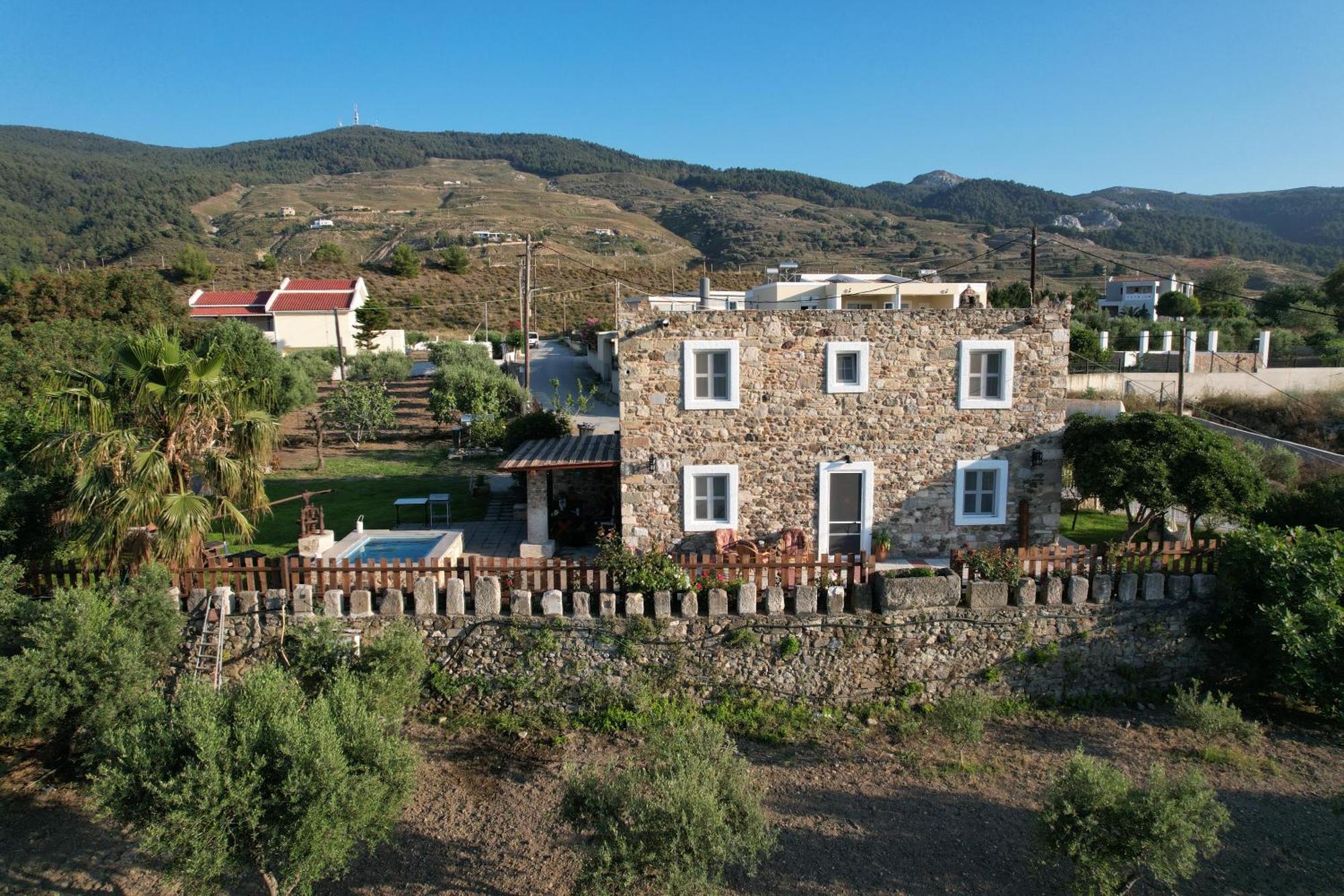Traditional Kos Villa With Swimming Pool, Lawn Yard And Bbq Esterno foto